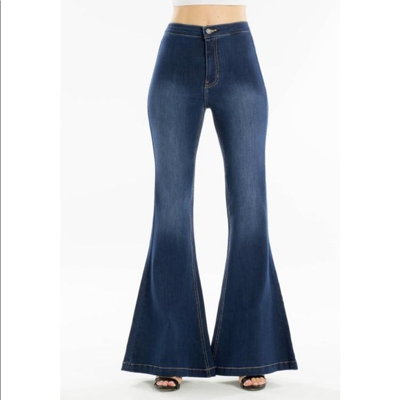 Women’s KanCan bell bottom jeans NWT - Picture 1 of 5